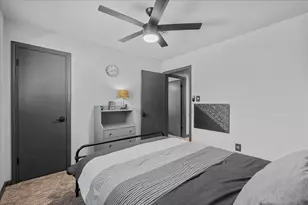 1630 Bowline Rd, Houston, TX 77062 - Photo 31