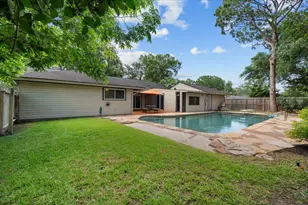 1630 Bowline Rd, Houston, TX 77062 - Photo 39