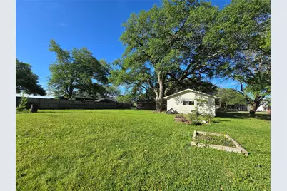 607 S Main Street, Dayton, TX 77535 - Photo 35
