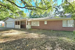 607 S Main St, Dayton, TX 77535 - Photo 37