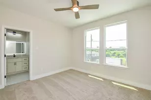 846 Lucky St, Houston, TX 77088 - Photo 11