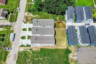 846 Lucky St, Houston, TX 77088 - Photo 17
