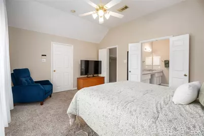 2215 Waters Edge Lane, League City, TX 77573 - Photo 17