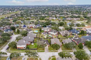 2215 Waters Edge Ln, League City, TX 77573 - Photo 31