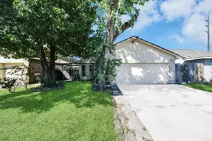 12035 W Marsham Cir, Houston, TX 77066 - Photo 3