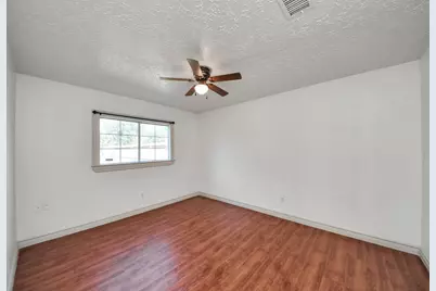 12035 W Marsham Circle, Houston, TX 77066 - Photo 9