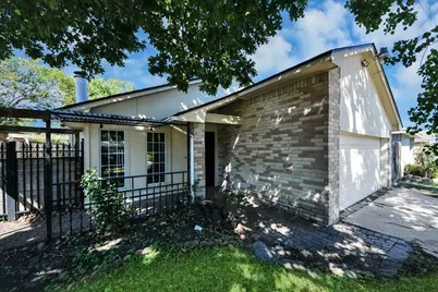 12035 W Marsham Circle, Houston, TX 77066 - Photo 5