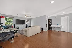 11930 Matagorda Ln, Sugar Land, TX 77498 - Photo 21