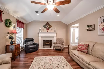1311 Alpha Lane, Crosby, TX 77532 - Photo 11