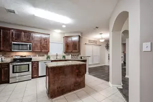 16148 Broadwater Dr, Crosby, TX 77532 - Photo 9