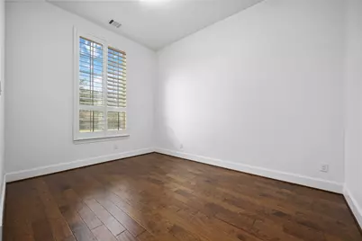 4110 Clover Ridge Lane, Sugar Land, TX 77479 - Photo 7