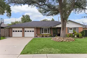 6542 Cindy Ln, Houston, TX 77008 - Photo 1