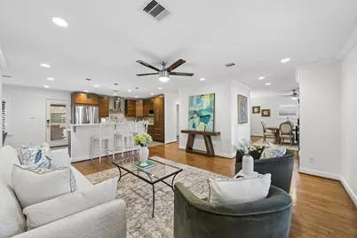 6542 Cindy Lane, Houston, TX 77008 - Photo 9