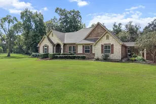 1303 China Grove Dr, Rosharon, TX 77583 - Photo 3