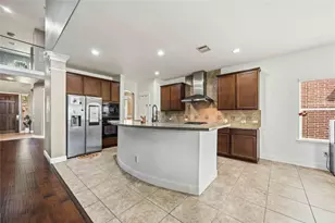 2522 Crystal Shore Dr, Rosharon, TX 77583 - Photo 9