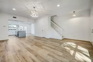 14715 Barryknoll Ln, Houston, TX 77079 - Photo 7