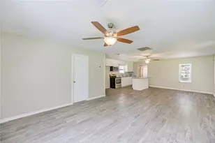 411 Waterfall Dr, Huffman, TX 77336 - Photo 11