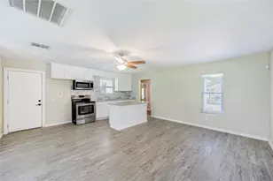 411 Waterfall Dr, Huffman, TX 77336 - Photo 13