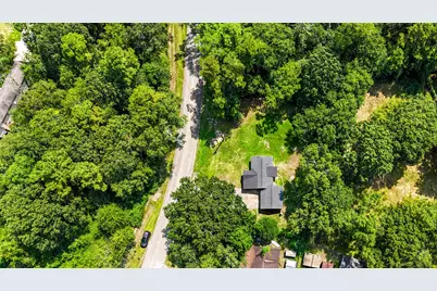 411 Waterfall Drive, Huffman, TX 77336 - Photo 5