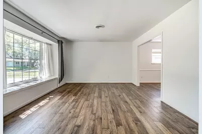 12458 Woodthorpe Lane, Houston, TX 77024 - Photo 19