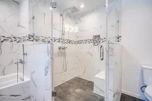 12458 Woodthorpe Ln, Houston, TX 77024 - Photo 7