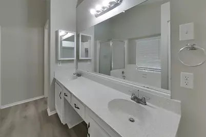 7811 Bluff Trail Drive, Humble, TX 77338 - Photo 9