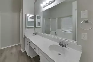 7811 Bluff Trail Dr, Humble, TX 77338 - Photo 9