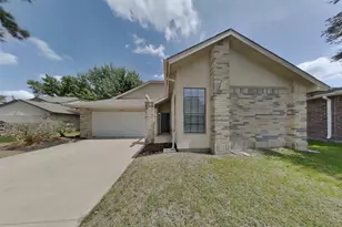 7811 Bluff Trail Dr, Humble, TX 77338 - Photo 1