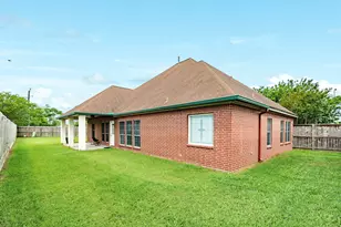 115 Warbler Ct, Richwood, TX 77531 - Photo 5