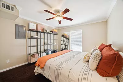 1600 W T C Jester Boulevard #35, Houston, TX 77008 - Photo 9