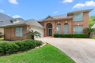 1807 Rustic Hills Ct, Sugar Land, TX 77479 - Photo 1