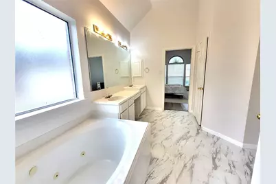 414 Lookout Lane, Dickinson, TX 77539 - Photo 11