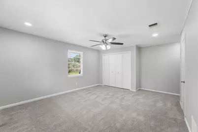 114 Caldwell Street, Baytown, TX 77520 - Photo 17