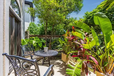 37 Hackberry Lane, Houston, TX 77027 - Photo 27