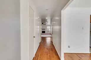 14325 Lost Meadow Ln, Houston, TX 77079 - Photo 3