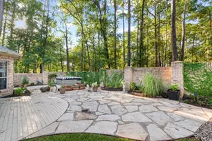 901 Longmire Rd, Conroe, TX 77304 - Photo 31