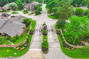 901 Longmire Rd, Conroe, TX 77304 - Photo 25