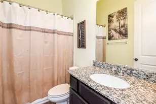 9214 Holloway Cliff Ln, Cypress, TX 77433 - Photo 17