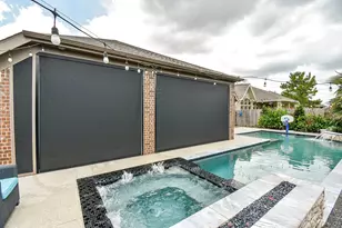 9214 Holloway Cliff Ln, Cypress, TX 77433 - Photo 7