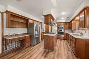 814 Palm Grove Cir, Sugar Land, TX 77498 - Photo 11