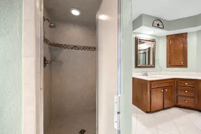 814 Palm Grove Circle, Sugar Land, TX 77498 - Photo 19