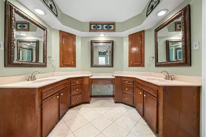 814 Palm Grove Circle, Sugar Land, TX 77498 - Photo 17