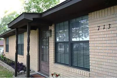 713 Burleson Street, Brenham, TX 77833 - Photo 17
