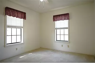 713 Burleson Street, Brenham, TX 77833 - Photo 11