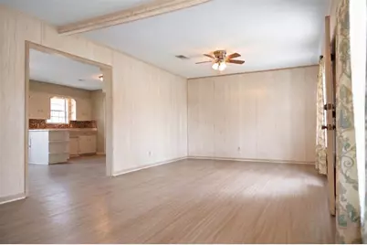 713 Burleson Street, Brenham, TX 77833 - Photo 7