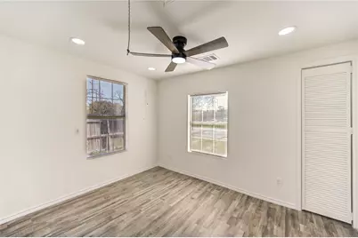 7811 Saint Louis Street, Houston, TX 77028 - Photo 35