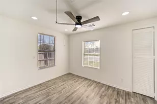 7811 St Louis St, Houston, TX 77028 - Photo 35