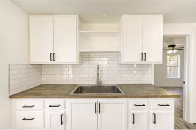 7811 Saint Louis Street, Houston, TX 77028 - Photo 23