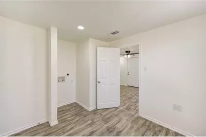 7811 Saint Louis Street, Houston, TX 77028 - Photo 31
