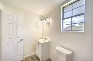 7811 St Louis St, Houston, TX 77028 - Photo 7